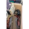 Image 3 : Large box of purses