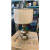 Image 1 : Vintage metal base table lamp