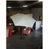 Image 2 : CRANK PATIO UMBRELLA WITH STAND