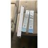 Image 1 : Two new Venetian blinds and door sill