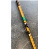 Image 8 : Vintage Eagle Claw 8 and a half foot favourite two-piece rod with damn quick 441-n reel