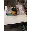 Image 1 : Two boxes of Collectibles including pineapple lidded jar