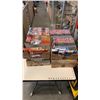 Image 1 : 4 trays of manga novels