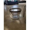 Image 5 : Vintage aluminum WearEver strainer and sieve with pestles