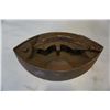 Image 8 : LOT OF COPPER AND BRASS DECOR, SMALL OIL LAMPS, BOAT FIGURE
