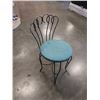 Image 1 : Vintage iron vanity chair