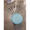 Image 3 : Vintage iron vanity chair