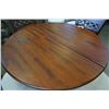 Image 3 : ROUND PEDESTAL BASE DINING TABLE WITH 4 CHAIRS