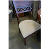 Image 8 : ROUND PEDESTAL BASE DINING TABLE WITH 4 CHAIRS