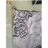 Image 2 : 5 FOOT 3 X 7 FOOT 5 GREY AREA CARPET
