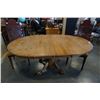 Image 1 : ROUND OAK DINING TABLE, 2 LEAFS AND 2 CHAIRS