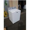 Image 2 : MAYTAG STAINLESS AND WHITE COMMERCIAL TECHNOLOGY HE WASHER - TESTED AND WORKING