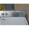 Image 3 : MAYTAG STAINLESS AND WHITE COMMERCIAL TECHNOLOGY HE WASHER - TESTED AND WORKING