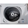 Image 8 : MAYTAG STAINLESS AND WHITE COMMERCIAL TECHNOLOGY HE WASHER - TESTED AND WORKING