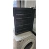 Image 3 : Black Vinotemp bar fridge