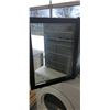 Image 4 : Black Vinotemp bar fridge