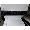Image 2 : WHITE FRIGIDAIRE HEAVY DUTY STACKER WASHER AND DRIER - TESTED AND WORKING