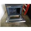 Image 8 : BLACK AND STAINLESS KENMORE ELITE STOVE - TESTED AND WORKING