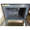 Image 9 : BLACK AND STAINLESS KENMORE ELITE STOVE - TESTED AND WORKING