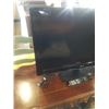 Image 2 : LG 32 INCH TV