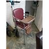 Image 1 : VINTAGE HIGH CHAIR