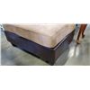 Image 3 : Microfiber ottoman