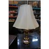 Image 1 : Vintage brass table lamp