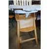 Image 4 : EDDIE BAUER MAPLE HIGH CHAIR