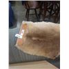Image 2 : KANGAROO SKIN 53 INCHES FROM TIP OF TAIL