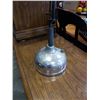 Image 2 : Vintage Coleman CQ quick light kerosene Lantern