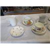 Image 3 : LOT OF CHINA CUPS AND SAUCERS