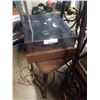 Image 1 : Craig series 5000 turntable