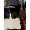 Image 3 : Samsung HT - BD1255 5 Blu-ray and Samsung sub woofer