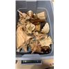 Image 2 : Large tote of various seashells