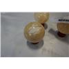 Image 2 : 3 marble orbs on stand