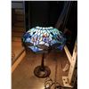 Image 2 : Stained glass table lamp
