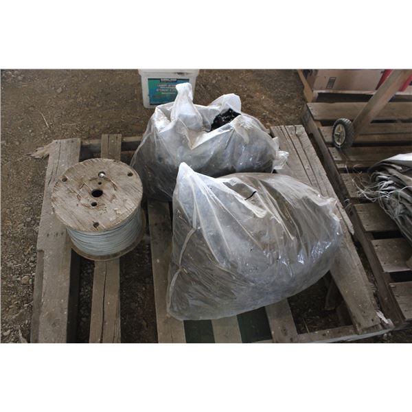 Electric Fence Wire. Electric Fence Insulators.