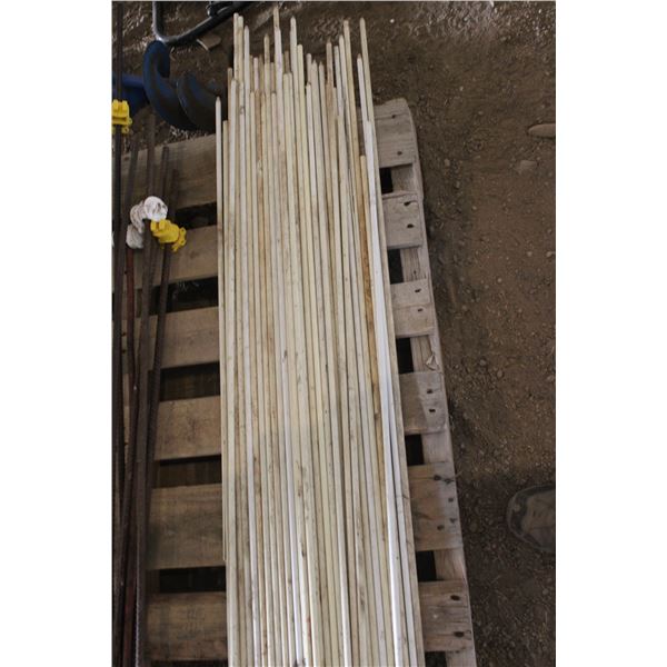 Fiberglass Electric Fence Posts (46)