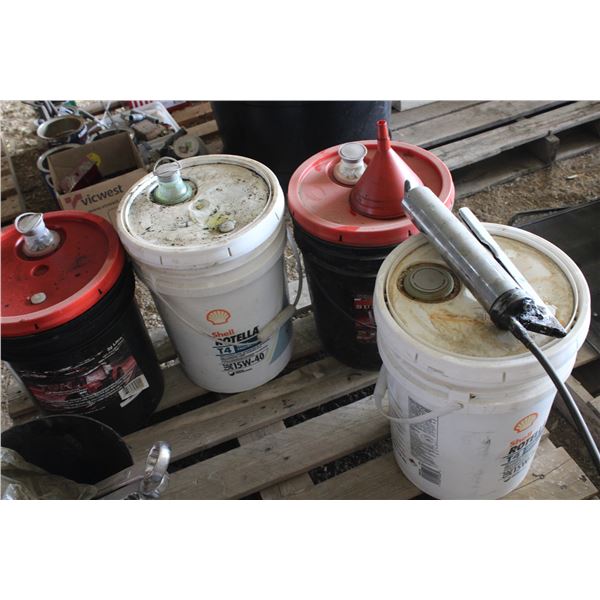 Various Oils 15W-40 (4) Various Levels