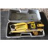 Image 1 : 2T Floor Jack in Case