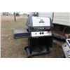 Image 3 : Grill Chef, Broil King BBQ's (2) No Tanks
