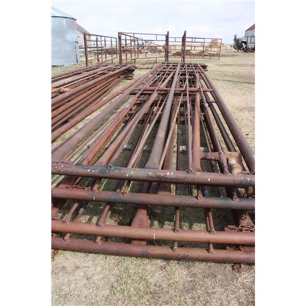 (6 X THE MONEY) 30' Metal Panels