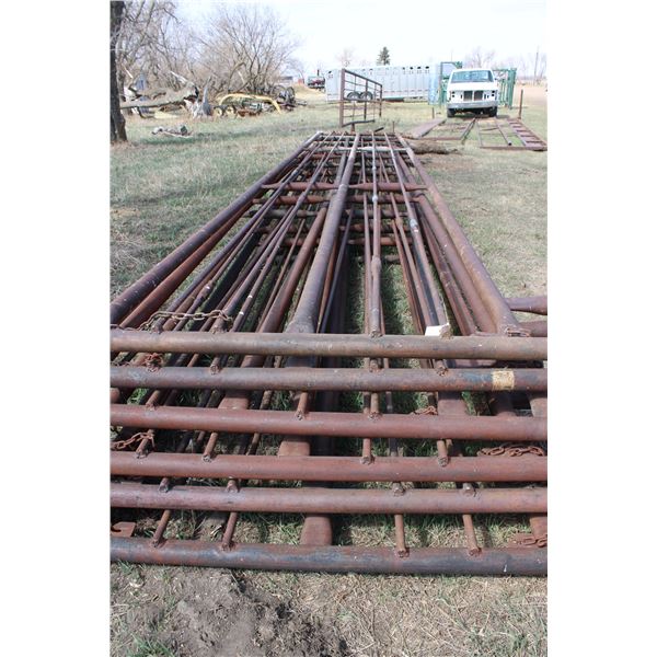 (6 X THE MONEY) 30' Metal Panels