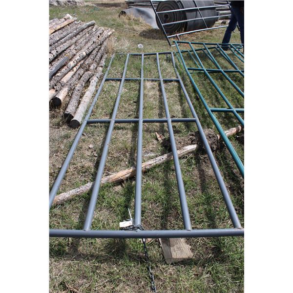 13 1/2' Metal Gate (Grey)