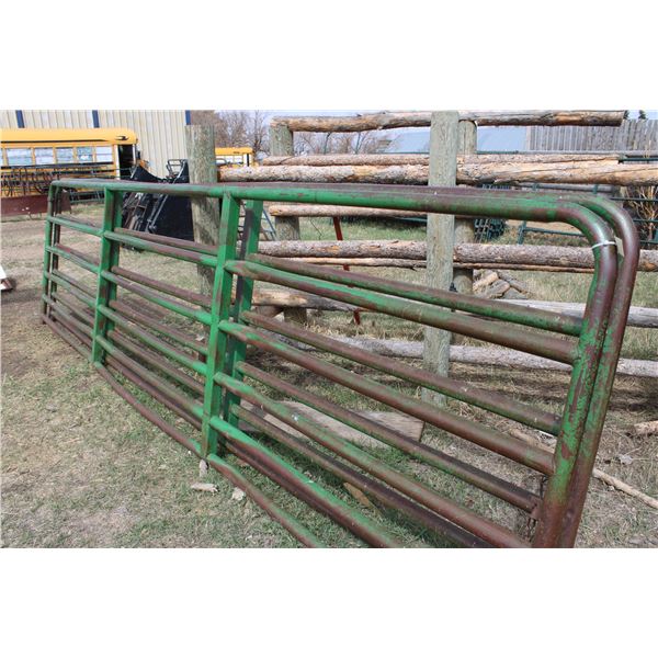 (2 X THE MONEY) 15 1/2' Metal Gates