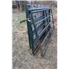 Image 3 : (4 X THE MONEY) 7 1/2' Metal Gates