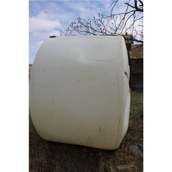 1250 Gallon Water Tank