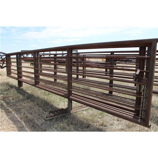 (5 X THE MONEY) 24' Free Standing Metal Panels