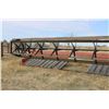 Image 2 : 25' Case International 725 Pull Type Swather