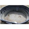 Image 1 : Rubbermaid 300 gallon Plastic Trough